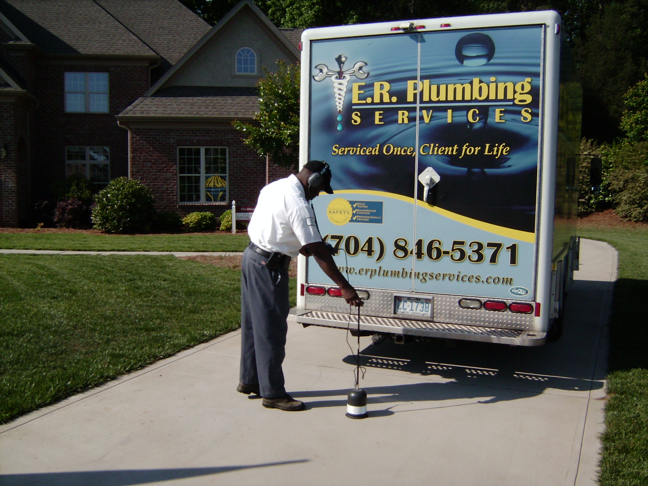 Charlotte emergency plumber